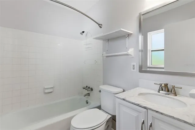 $825,000 | 2227 Montclair Drive, Sarasota, FL 34231