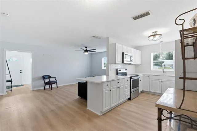 $825,000 | 2227 Montclair Drive, Sarasota, FL 34231