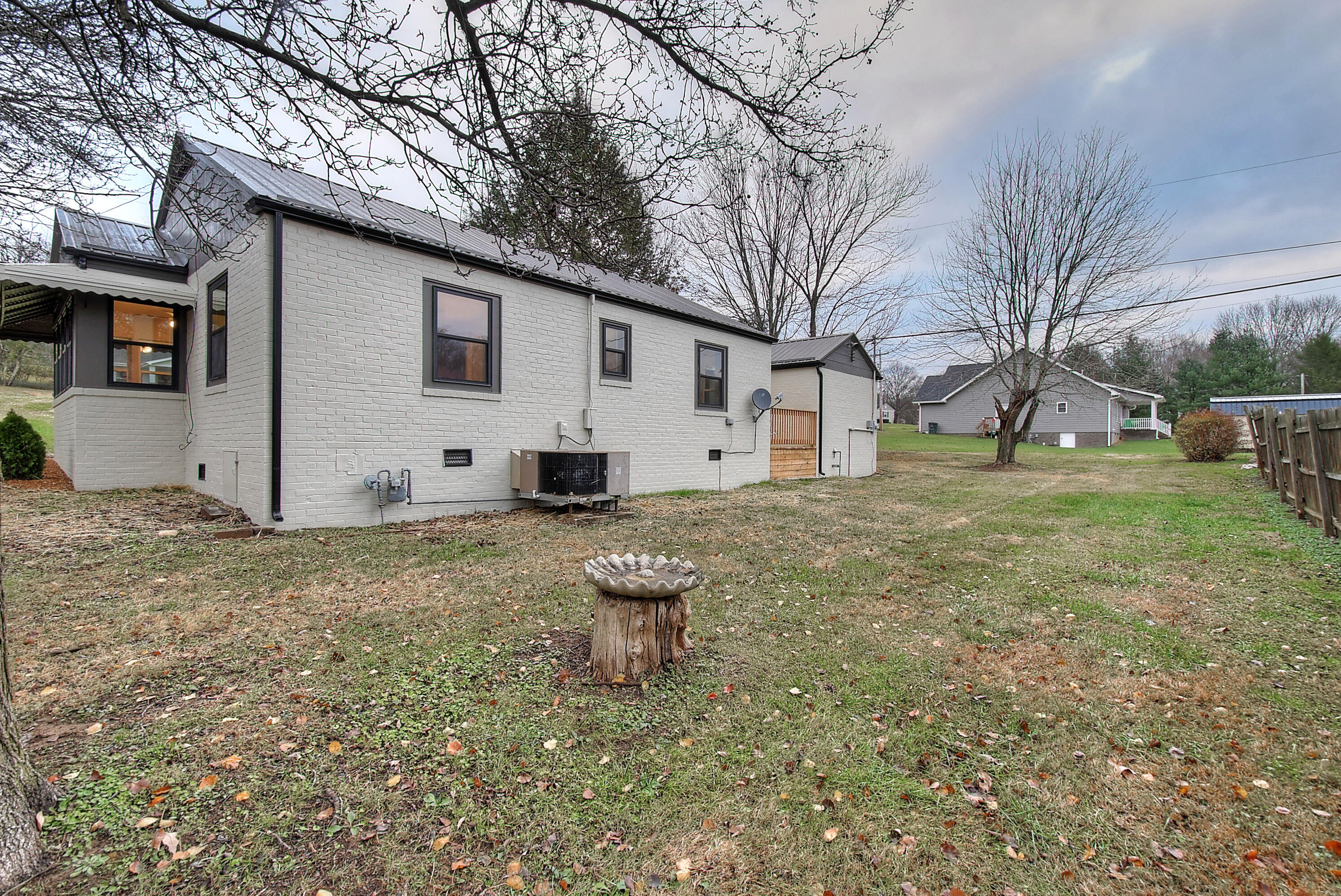 615 Pine Hill Road Elizabethton, TN 37643 - Photo 26 of 27 DSC_0343_4_5_6_7_8