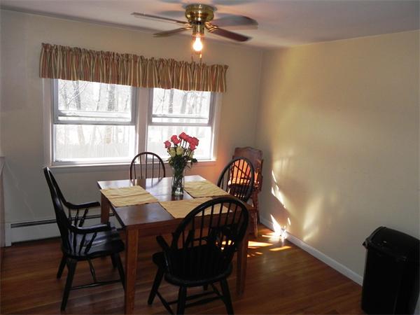 39 Ridgewood Road Worcester, MA 01606 - Photo 5 of 18 Gallery Image 5