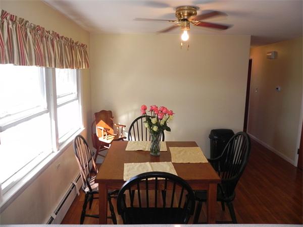 39 Ridgewood Road Worcester, MA 01606 - Photo 6 of 18 Gallery Image 6