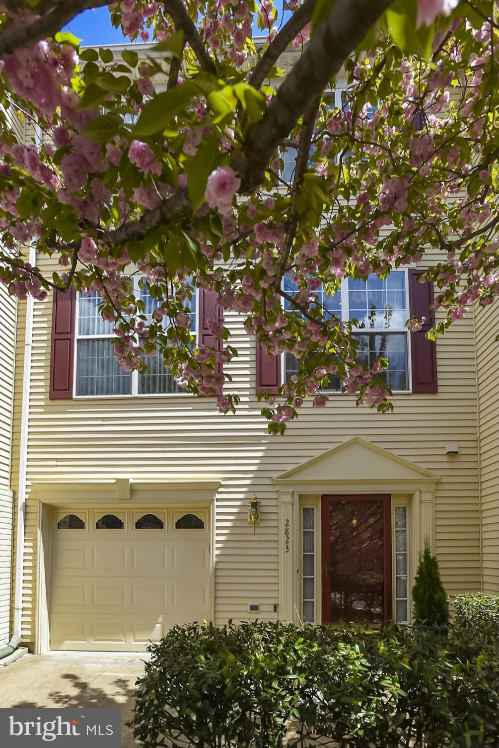 2823 Roesh Way Vienna, VA 22181 - Photo 20 of 22 Exterior (Front)