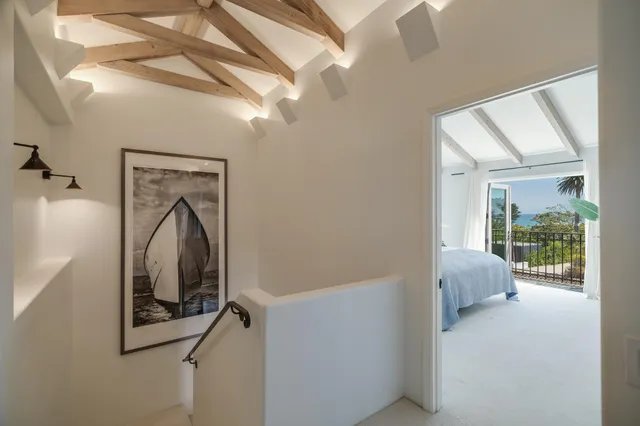 a view of a entryway