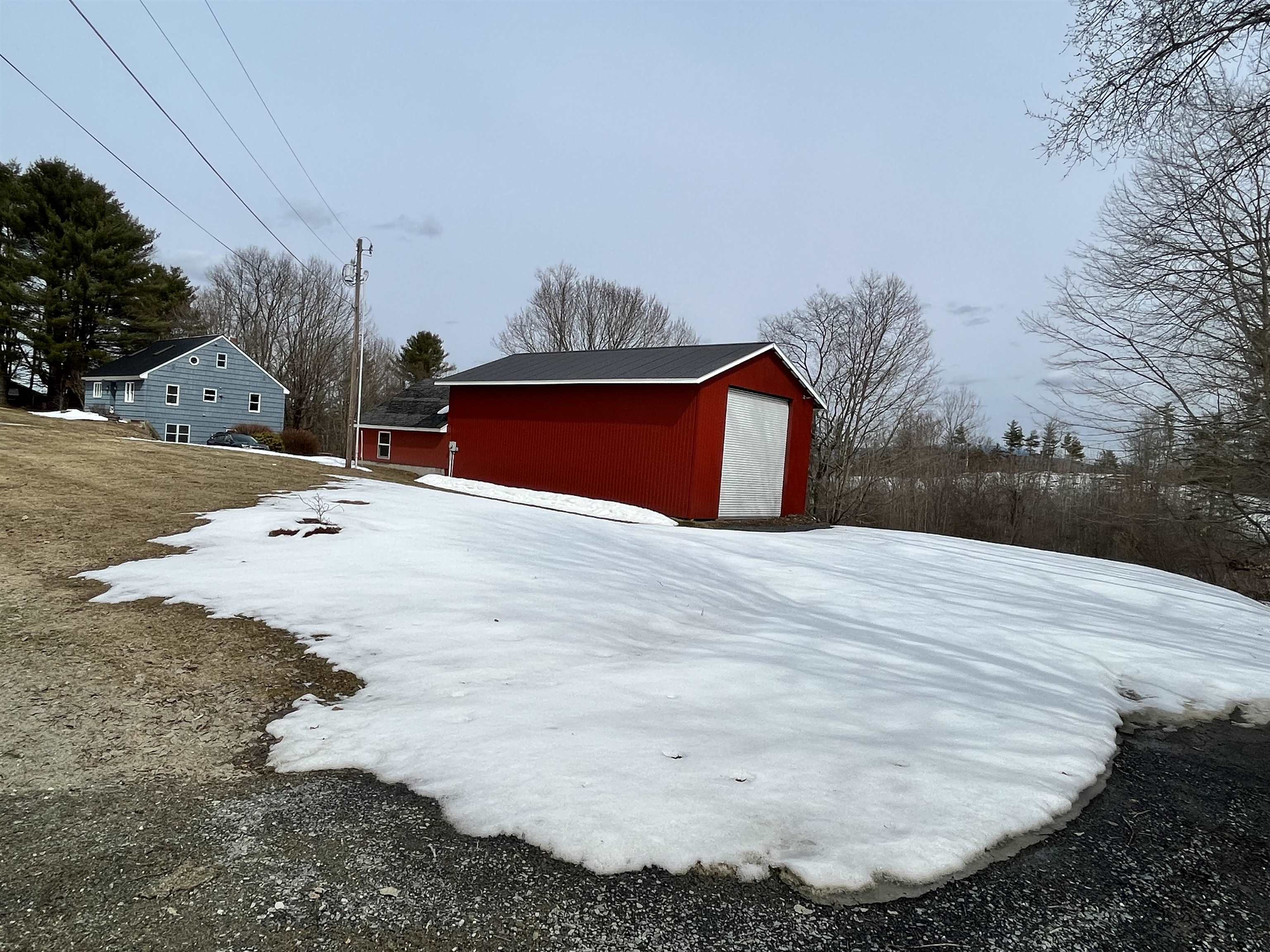 131 Cross Road Bradford, VT 05033 - Photo 4 of 28