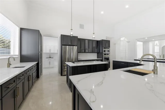 $2,785,000 | 7796 Alister MacKenzie Drive, Sarasota, FL 34240