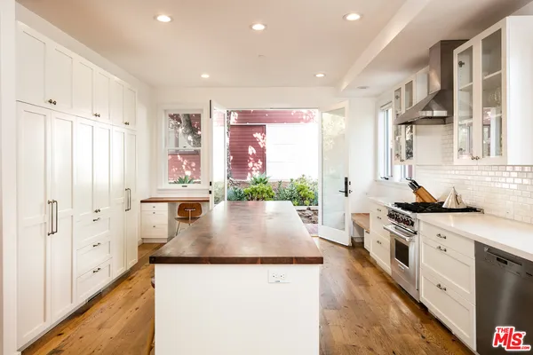 $13,500 | 2513 3rd Street, Santa Monica, CA 90405