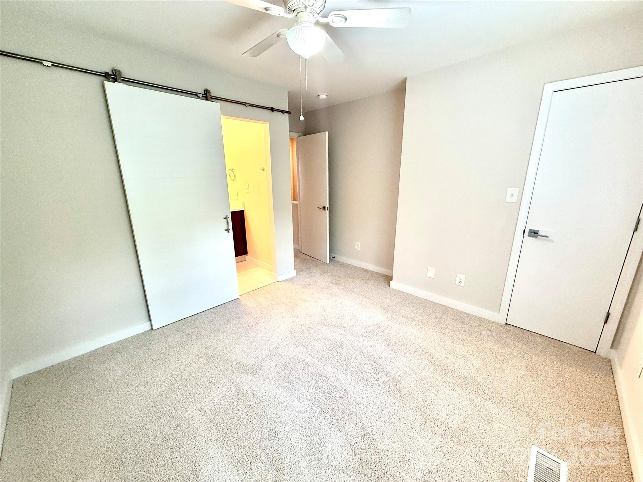 1519 Briar Creek Road, Unit B Charlotte, NC 28205 - Photo 16 of 32