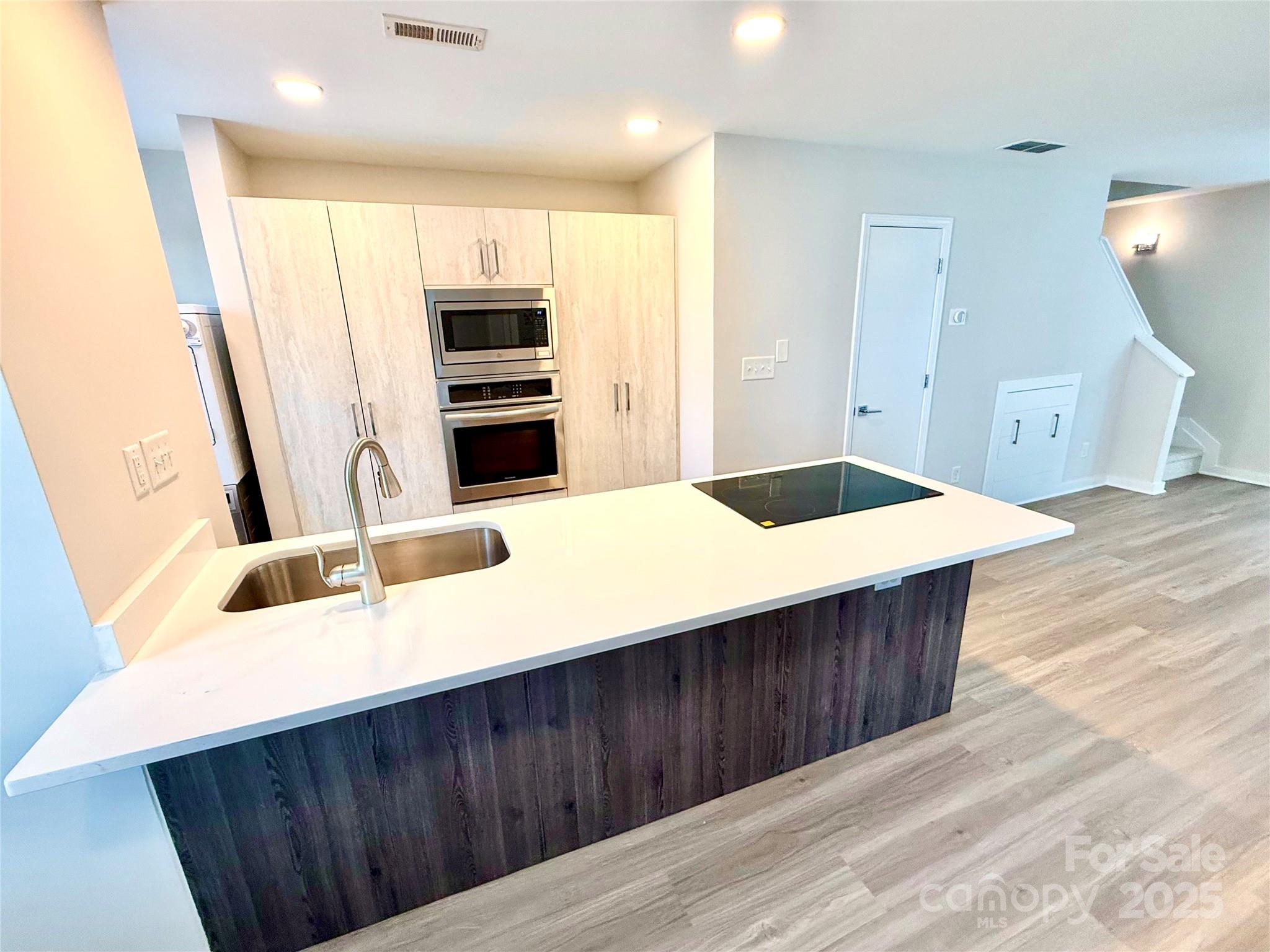 1519 Briar Creek Road, Unit B Charlotte, NC 28205 - Photo 4 of 32