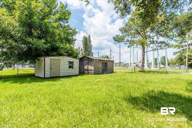 305 East Verbena Avenue Foley, AL 36535 - Photo 15 of 18 305 E Verbena Foley