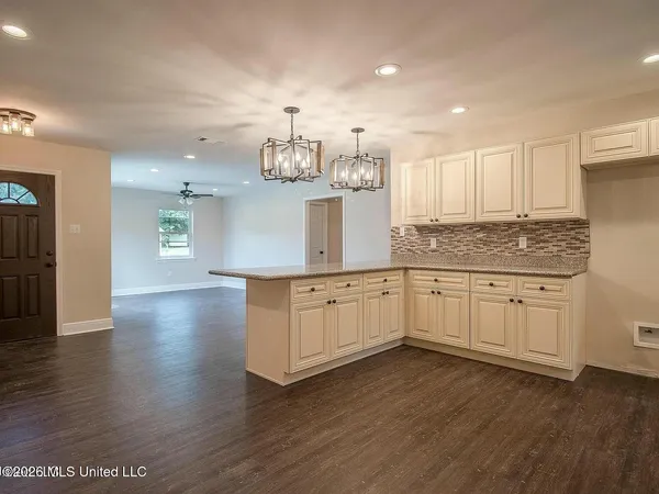 $2,200 | 3508 Nunnally Street, Gulfport, MS 39501