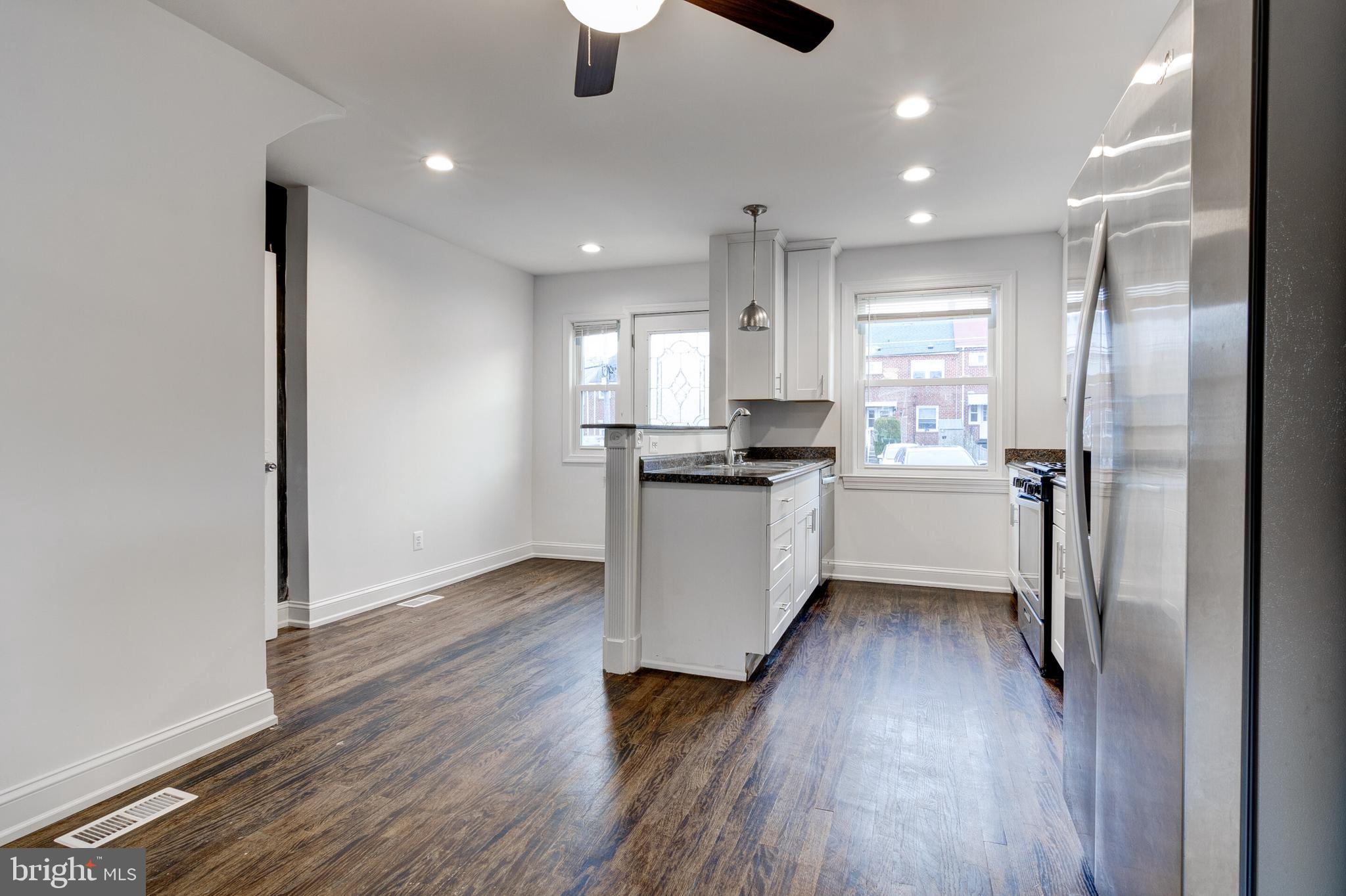1059 Elm Road Baltimore, MD 21227 - Photo 4 of 23