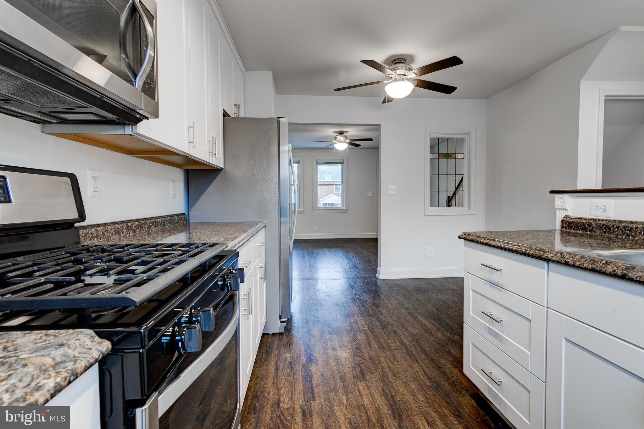 1059 Elm Road Baltimore, MD 21227 - Photo 5 of 23