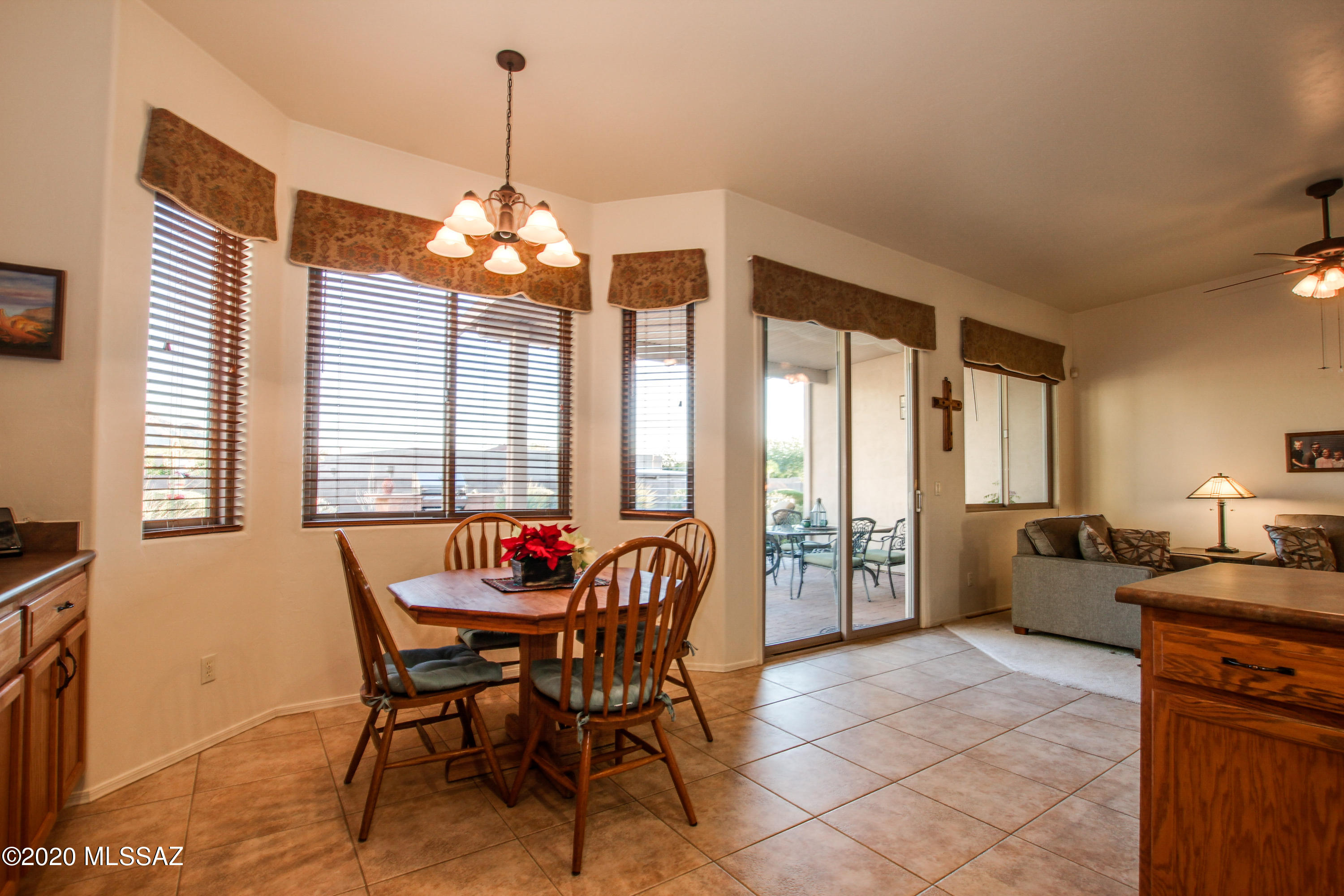 381 West Sugar Loaf Road Tucson, AZ 85737 - Photo 13 of 24 Gallery Image 13