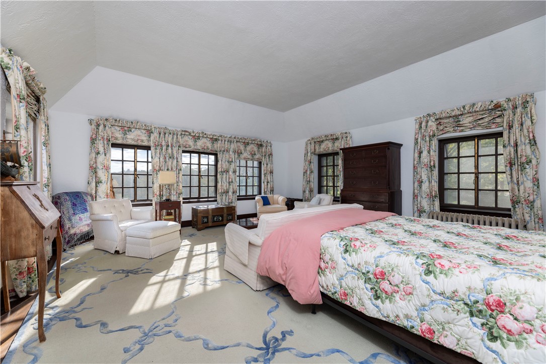 2180 Tower Hill Road North Kingstown, RI 02874 - Photo 32 of 50