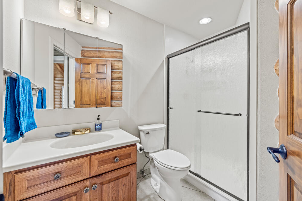 24624 Schaupp Road Klamath Falls, OR 97603 - Photo 56 of 62 24624SchauppRd.-Interiors-16