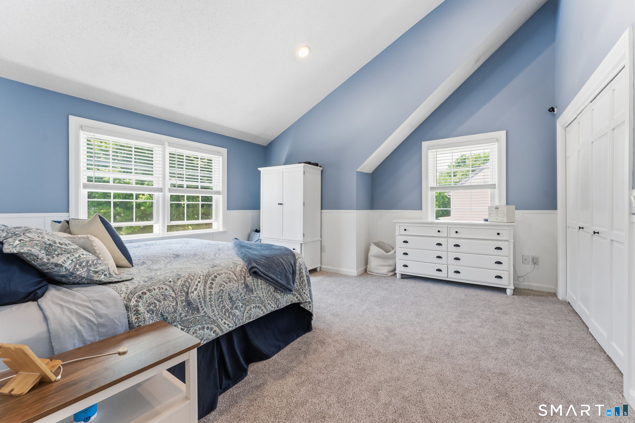 447 Hart Street Bristol, CT 06010 - Photo 22 of 40