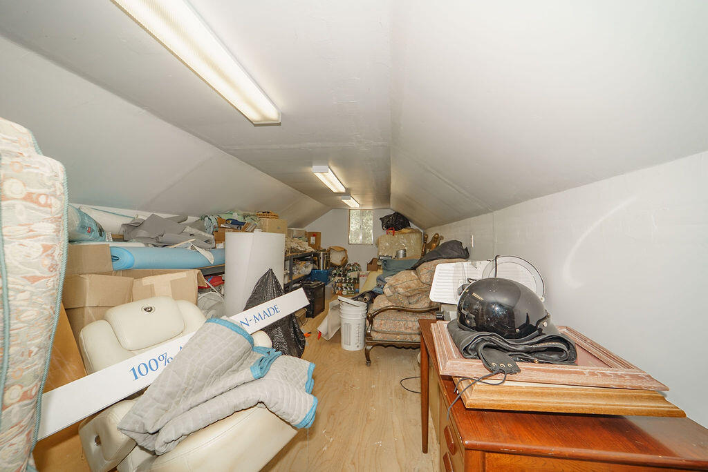 240 Senger Road Junction City, CA 96048 - Photo 44 of 73 upstairs storage area