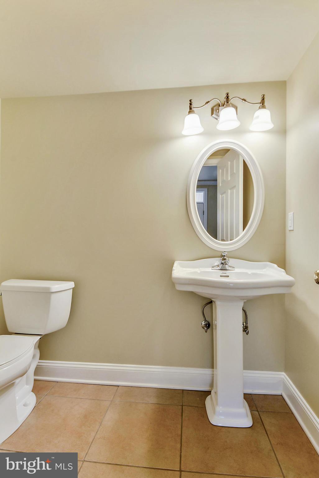 2715 Riva Road Annapolis, MD 21401 - Photo 15 of 30 Bath