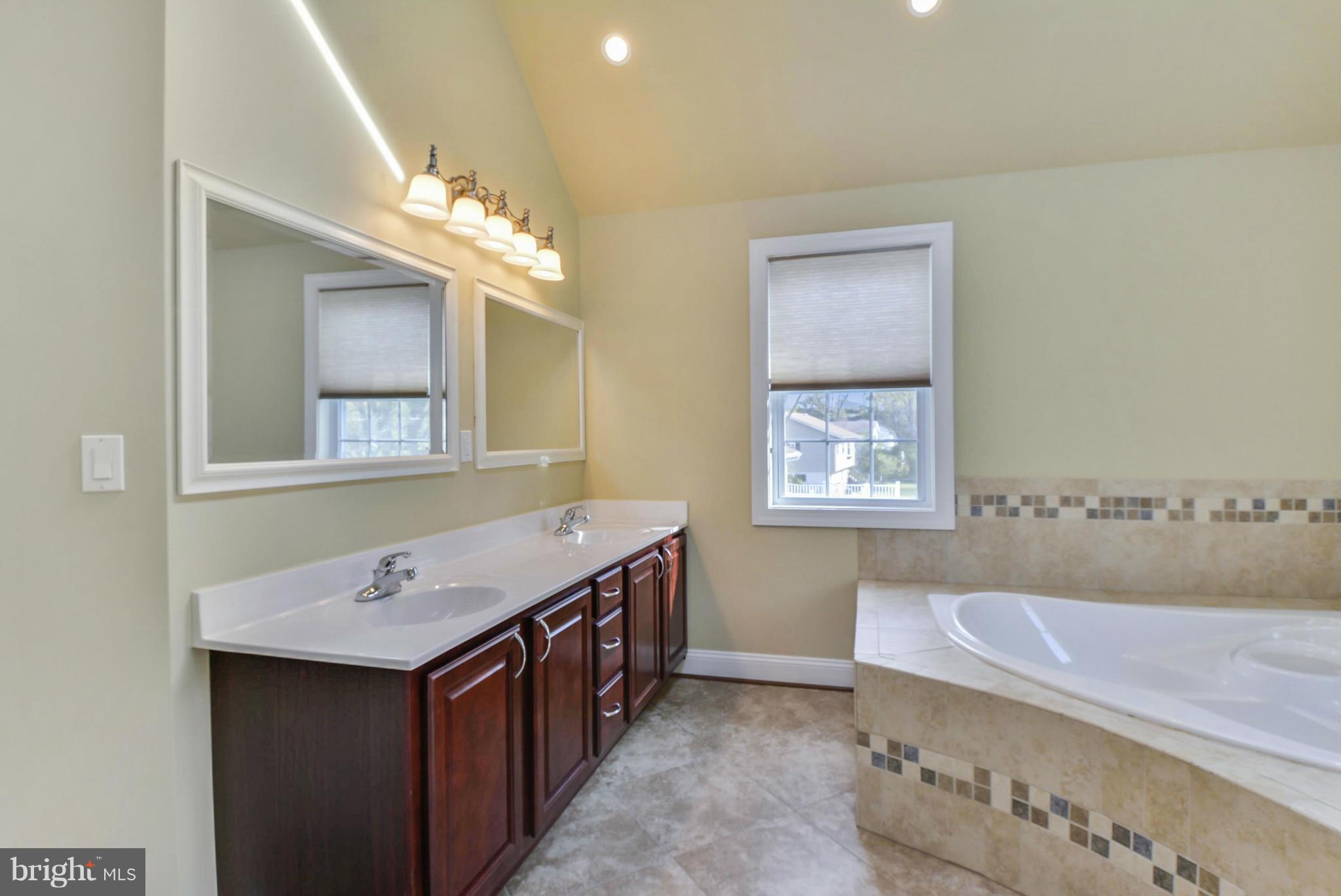 2715 Riva Road Annapolis, MD 21401 - Photo 25 of 30 Bath (Master)