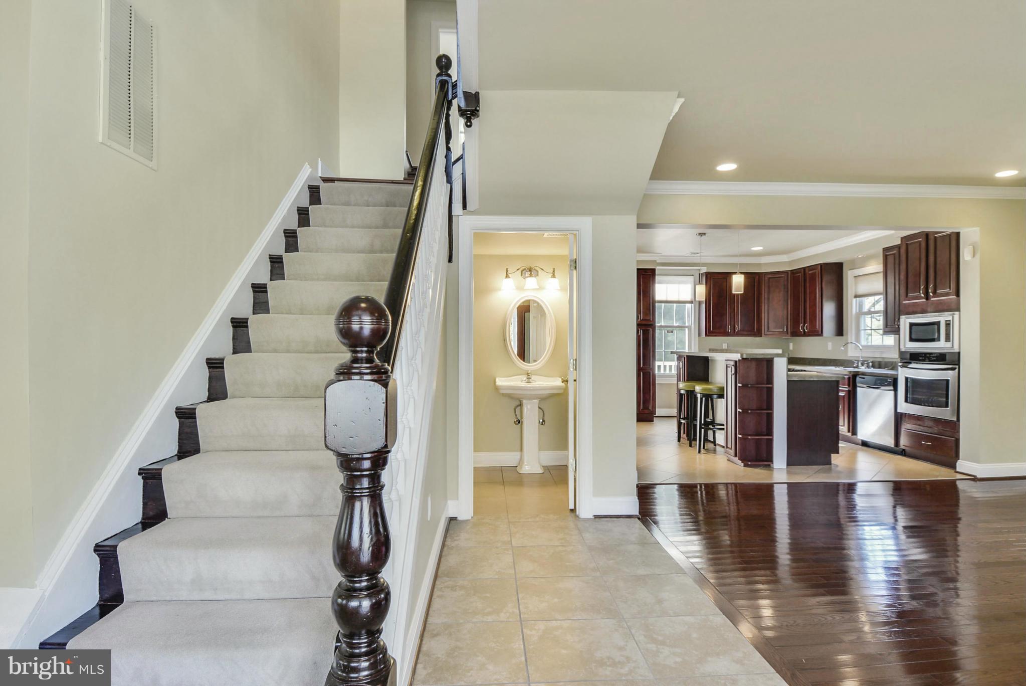 2715 Riva Road Annapolis, MD 21401 - Photo 4 of 30 Interior (General)