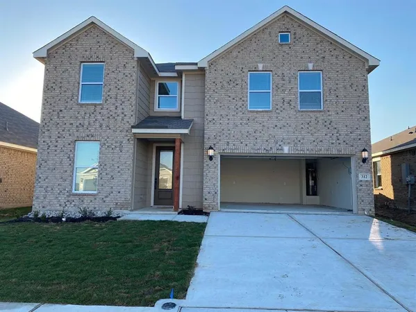 $2,950 | 312 Lone Wolf Trail, Fort Worth, TX 76120