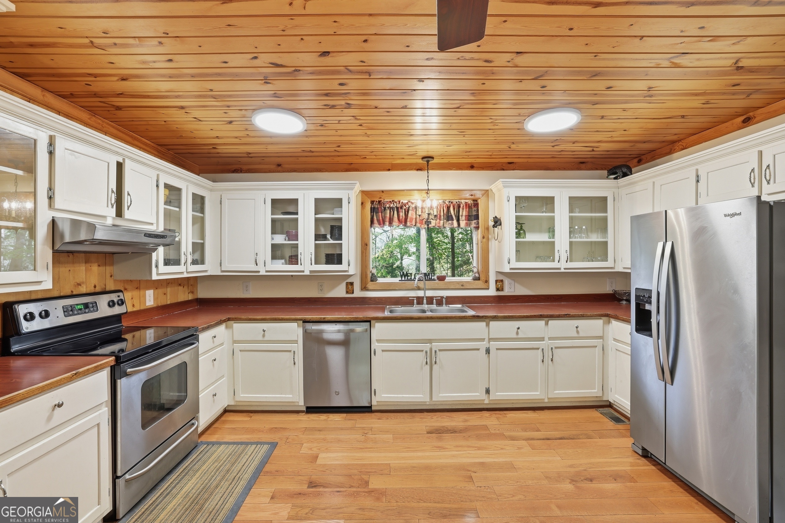 306 Tranquility Place Tiger, GA 30576 - Photo 3 of 26
