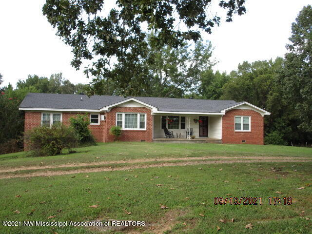 10133 Peyton Road Coldwater, MS 38618 - Photo 2 of 21 IMG_2586