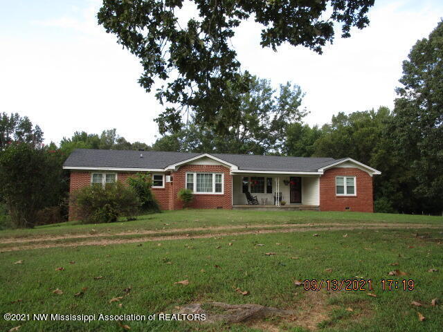 10133 Peyton Road Coldwater, MS 38618 - Photo 4 of 21 IMG_2587