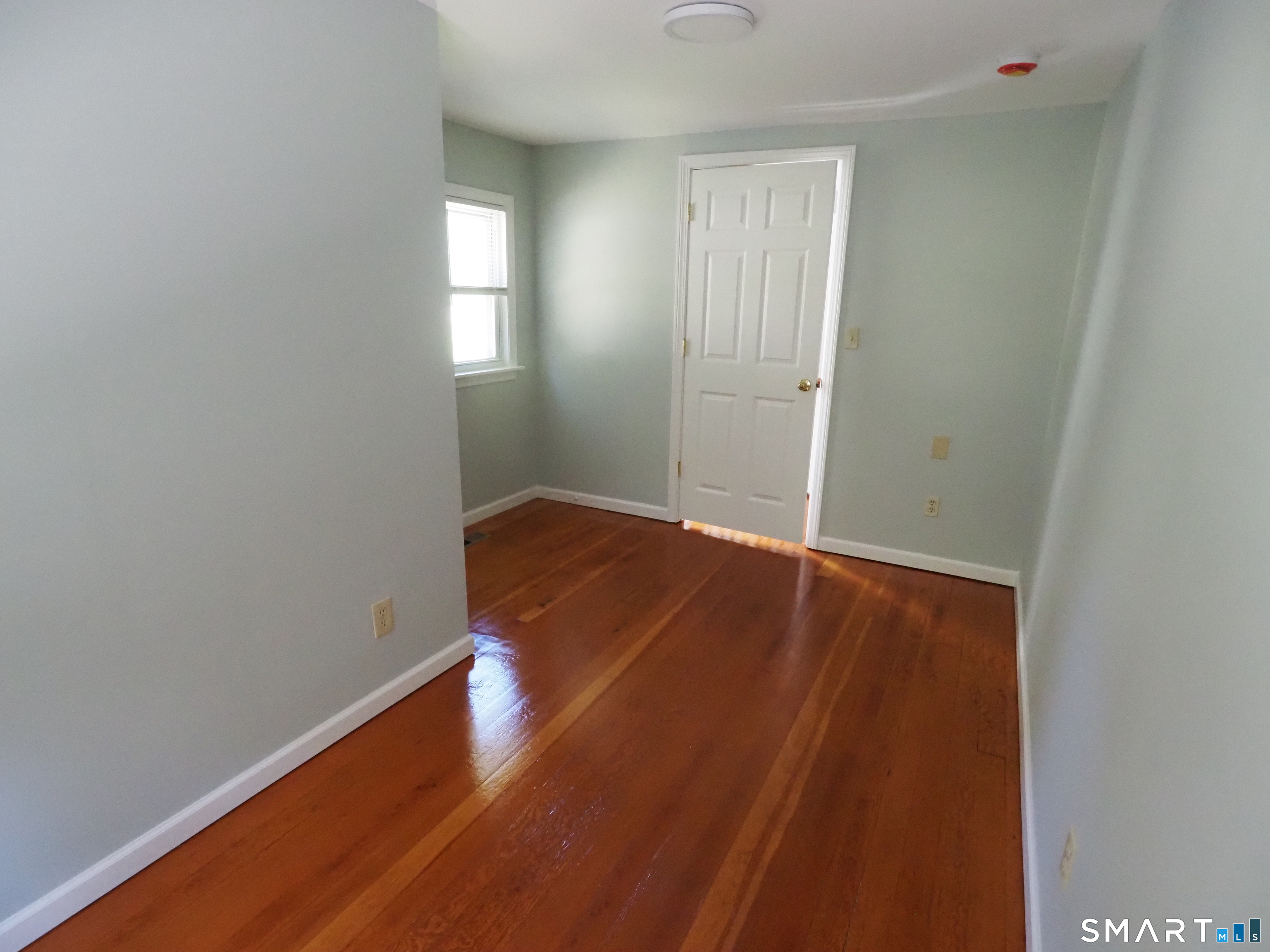 101 Lake Road Coventry, CT 06238 - Photo 19 of 25 Wood floor