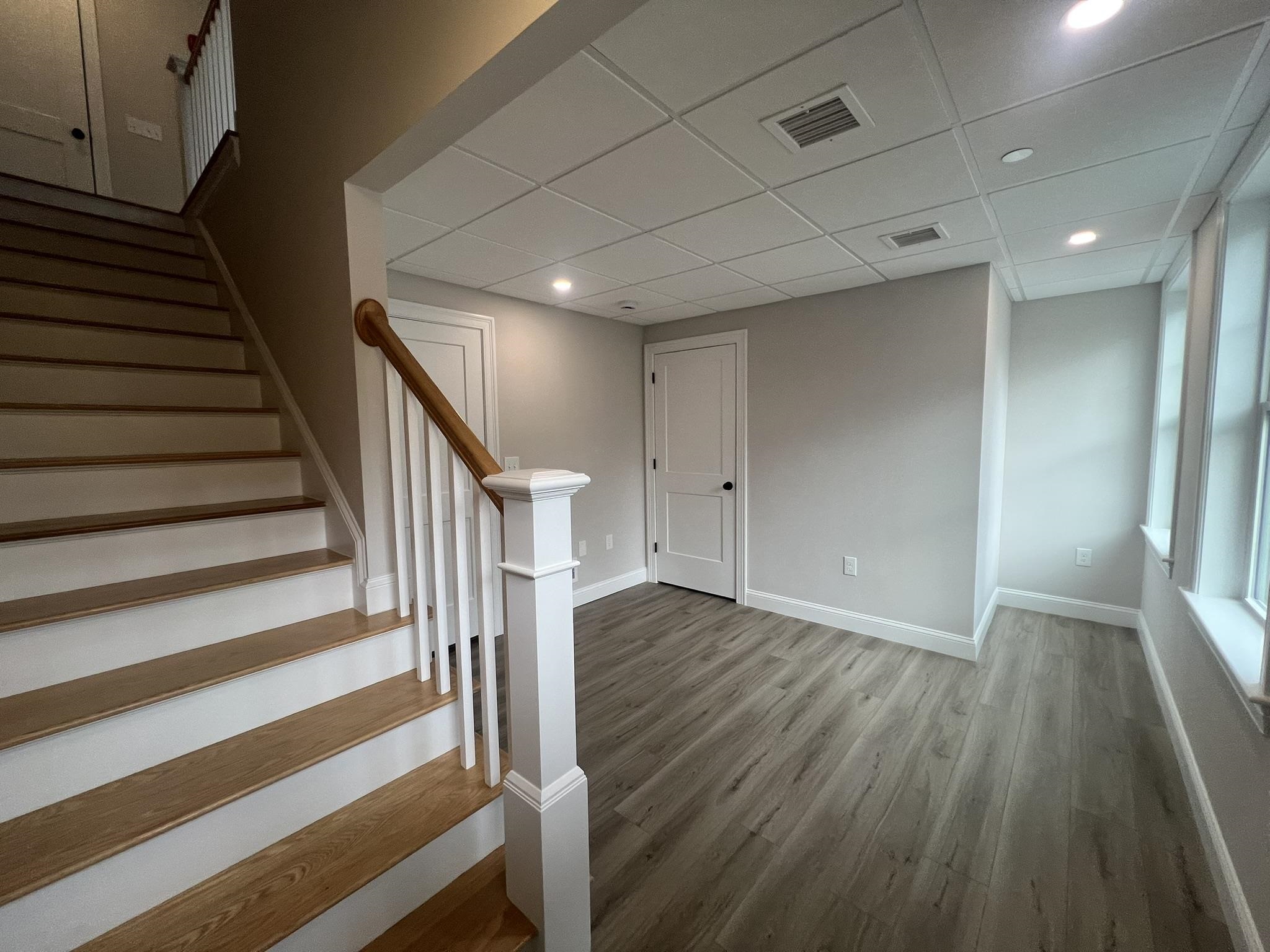 11 Juniper Lane Concord, NH 03301 - Photo 2 of 31 Gallery Image 2