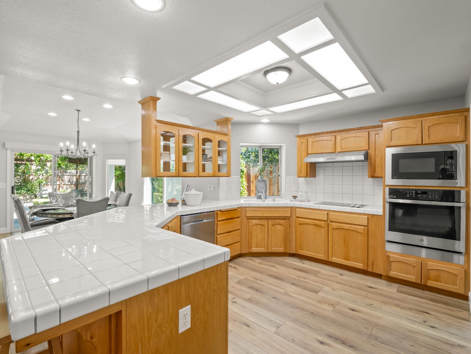 1582 East Revere Road Fresno, CA 93720 - Photo 14 of 48