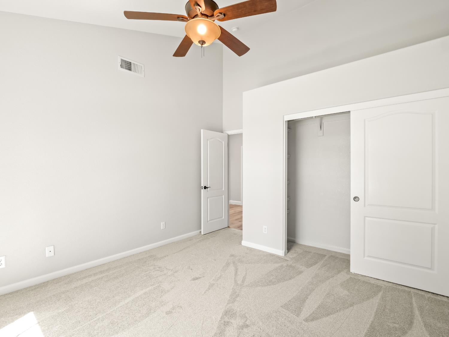 1582 East Revere Road Fresno, CA 93720 - Photo 21 of 48