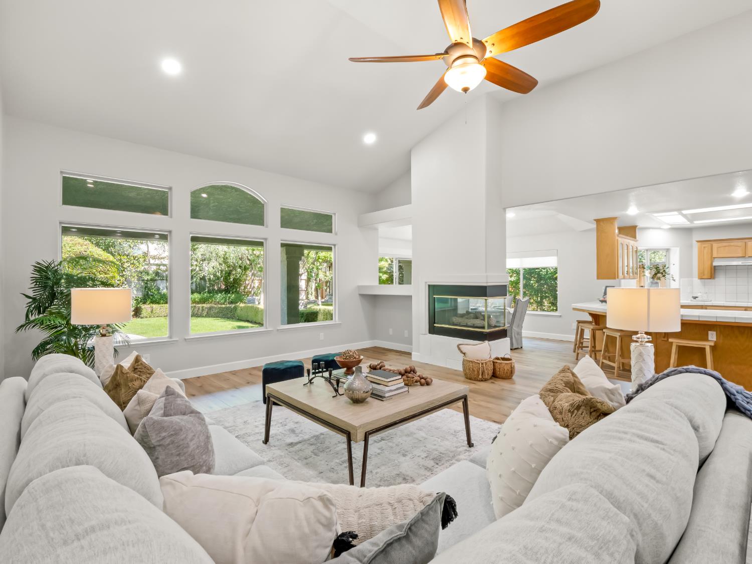 1582 East Revere Road Fresno, CA 93720 - Photo 37 of 48