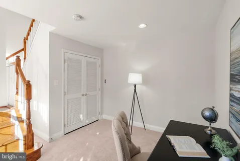 $774,900 | 4025 Columbia Pike, Arlington, VA 22204