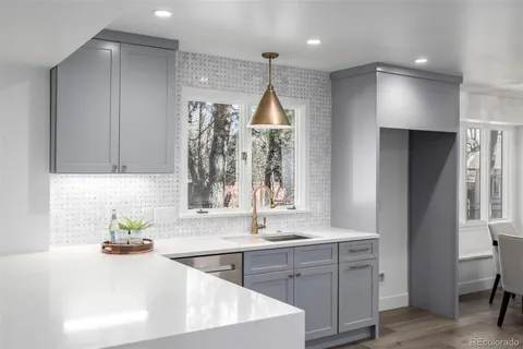 $2,300,000 | 3 East Belleview Drive, Greenwood Village, CO 80121