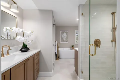 $2,275,000 | 3 East Belleview Drive, Greenwood Village, CO 80121