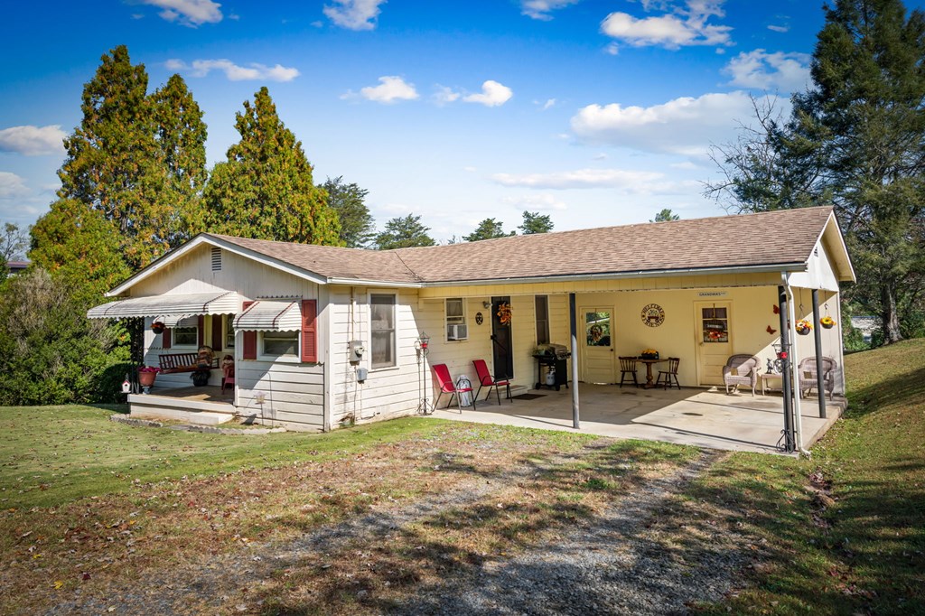 121 Orchard Boulevard Blue Ridge, GA 30513 - Photo 15 of 47 Gallery Image 15