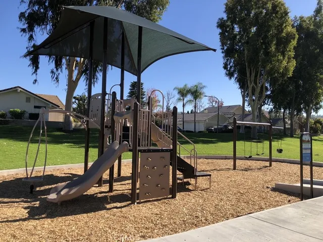 $1,488,000 | 19 Altezza, Irvine, CA 92606