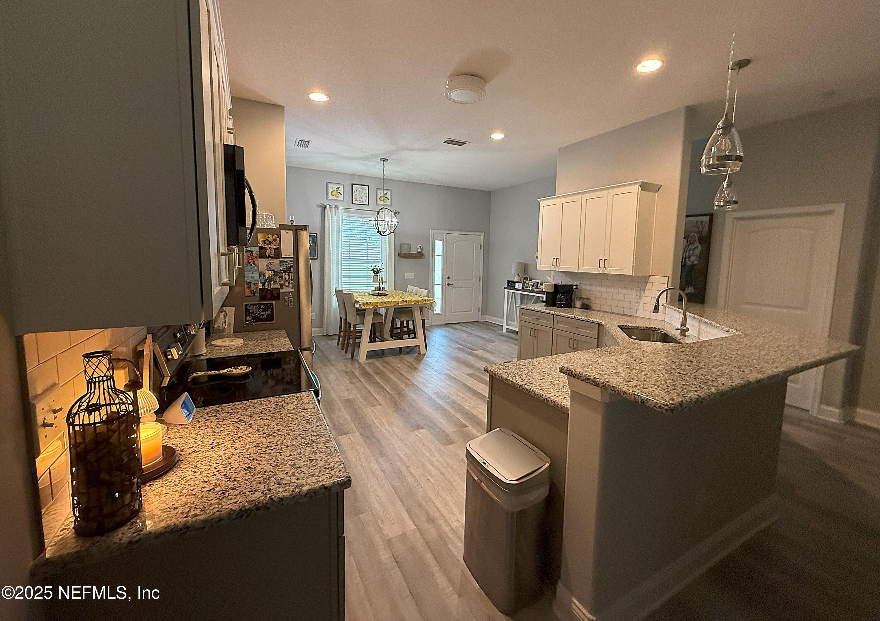 51321 Bloomington Way Callahan, FL 32011 - Photo 11 of 28 Kitchen
