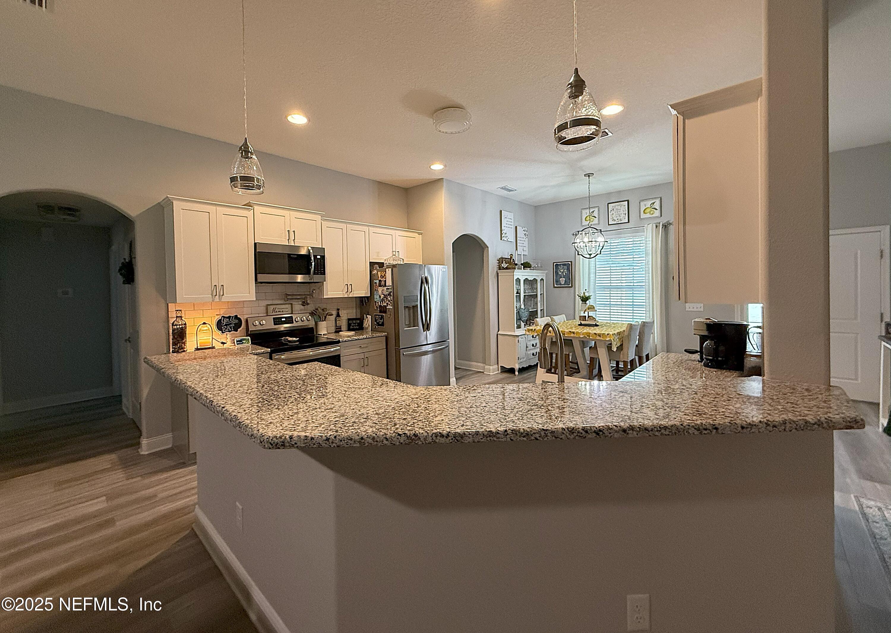 51321 Bloomington Way Callahan, FL 32011 - Photo 10 of 28 Kitchen