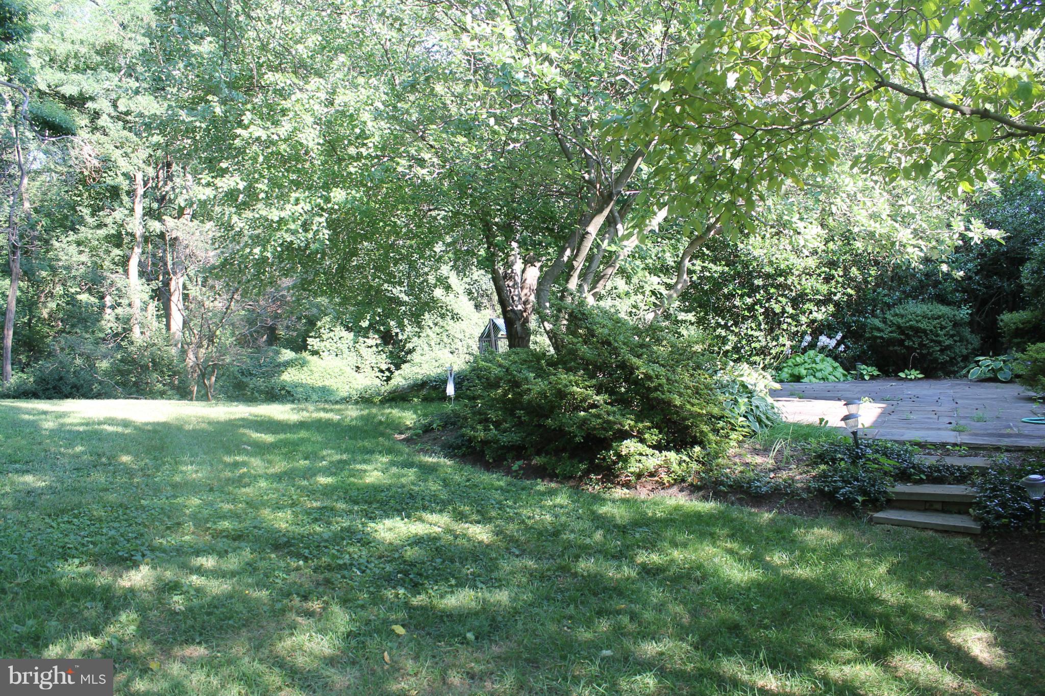 8005 Inspection House Road Potomac, MD 20854 - Photo 22 of 26 Large Fenced Private Backyard with Patio