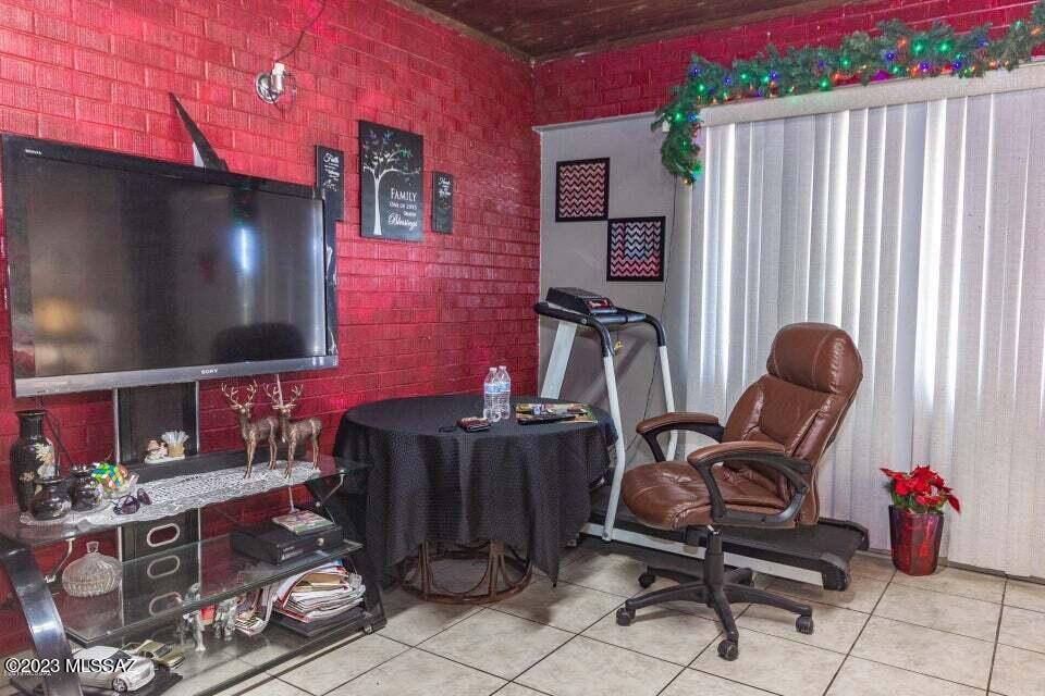 141 East Mojave Road Tucson, AZ 85705 - Photo 23 of 24