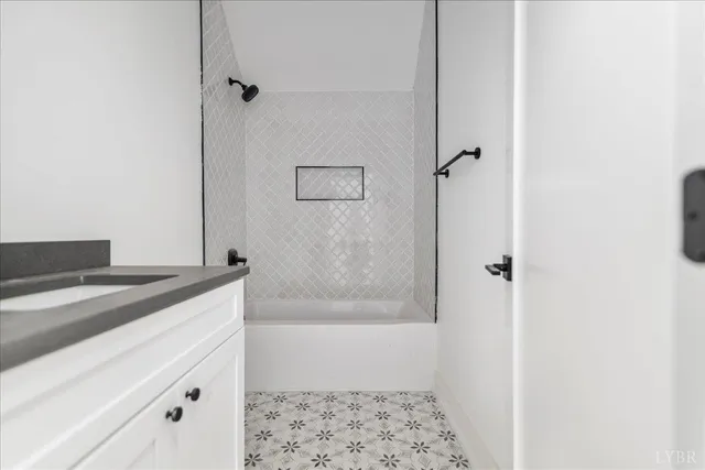 $819,000 | 109 Two Creek Drive, Lynchburg, VA 24503