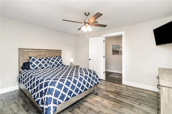 $4,750 | 517 98th Avenue North, Naples, FL 34108