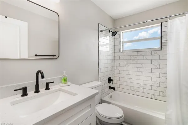 $4,750 | 517 98th Avenue North, Naples, FL 34108