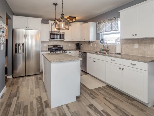 $329,000 | 58800 Silvergrass Drive, Mattawan, MI 49071
