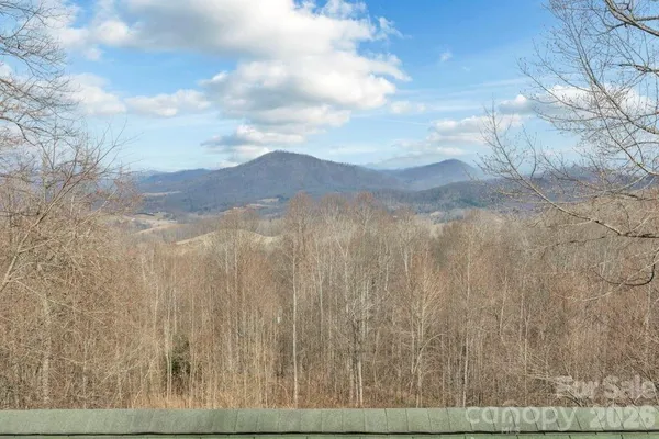 $449,000 | 461 Arrowhead Ridge Road, Spruce Pine, NC 28777