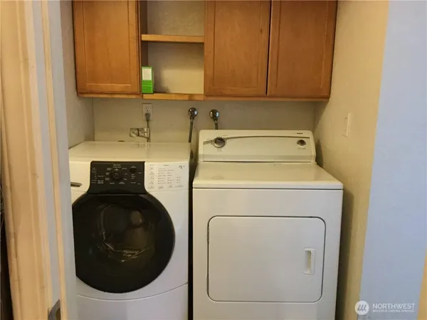 $2,895 | 9905 48th Avenue West, Mukilteo, WA 98275