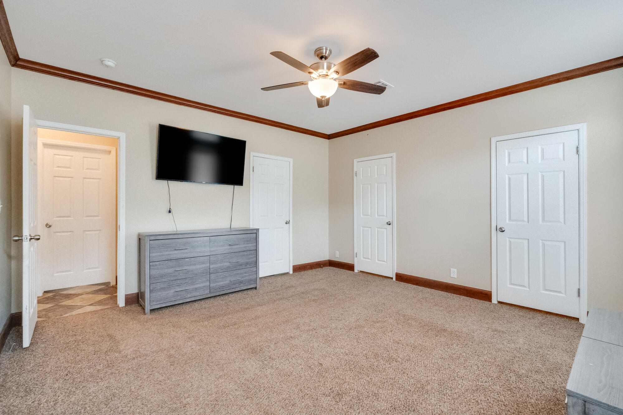 508 Live Oak Street Freeport, FL 32439 - Photo 7 of 47 a living room with flat screen tv