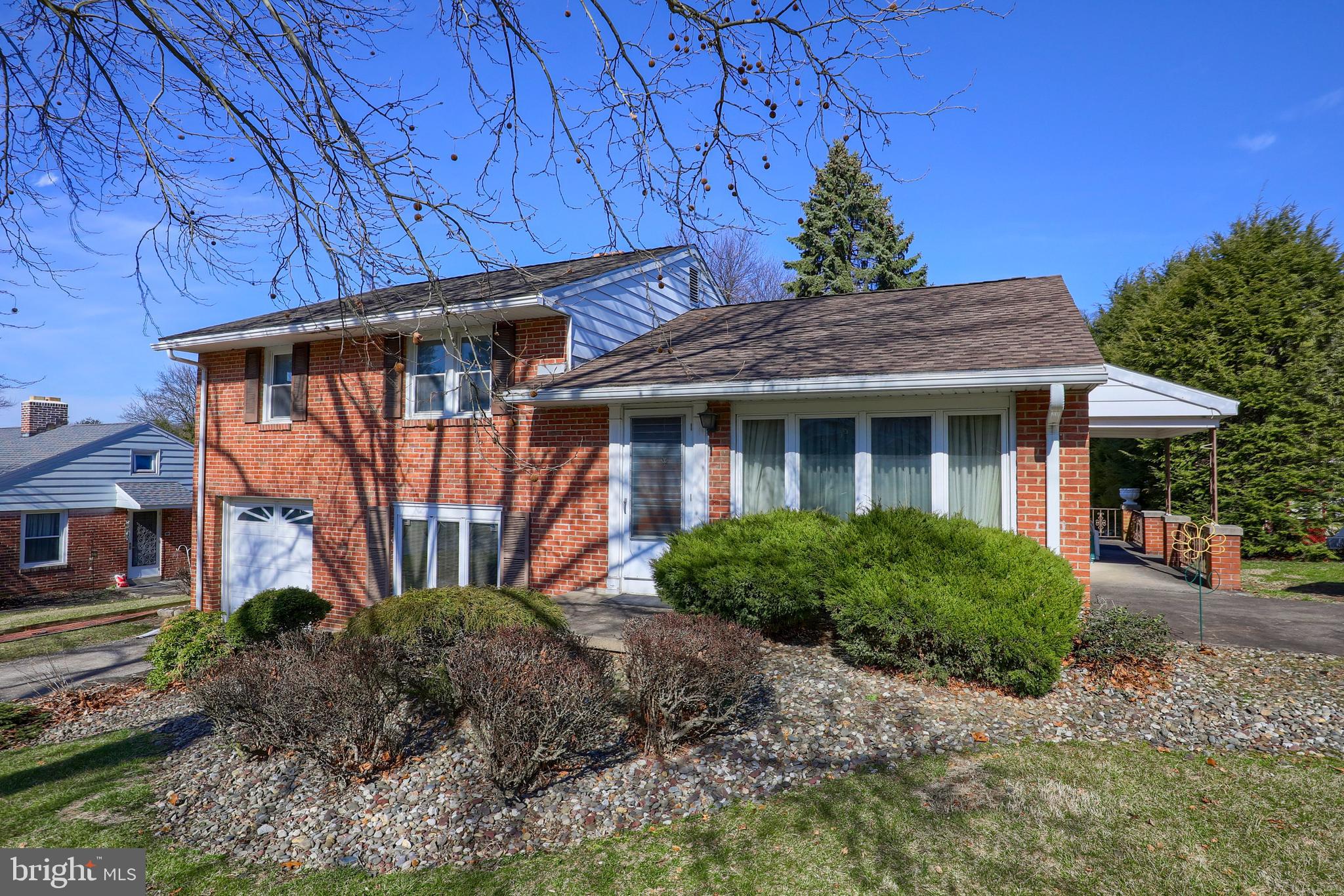 741 Clearmount Road York, PA 17403 - Photo 5 of 48 Gallery Image 5